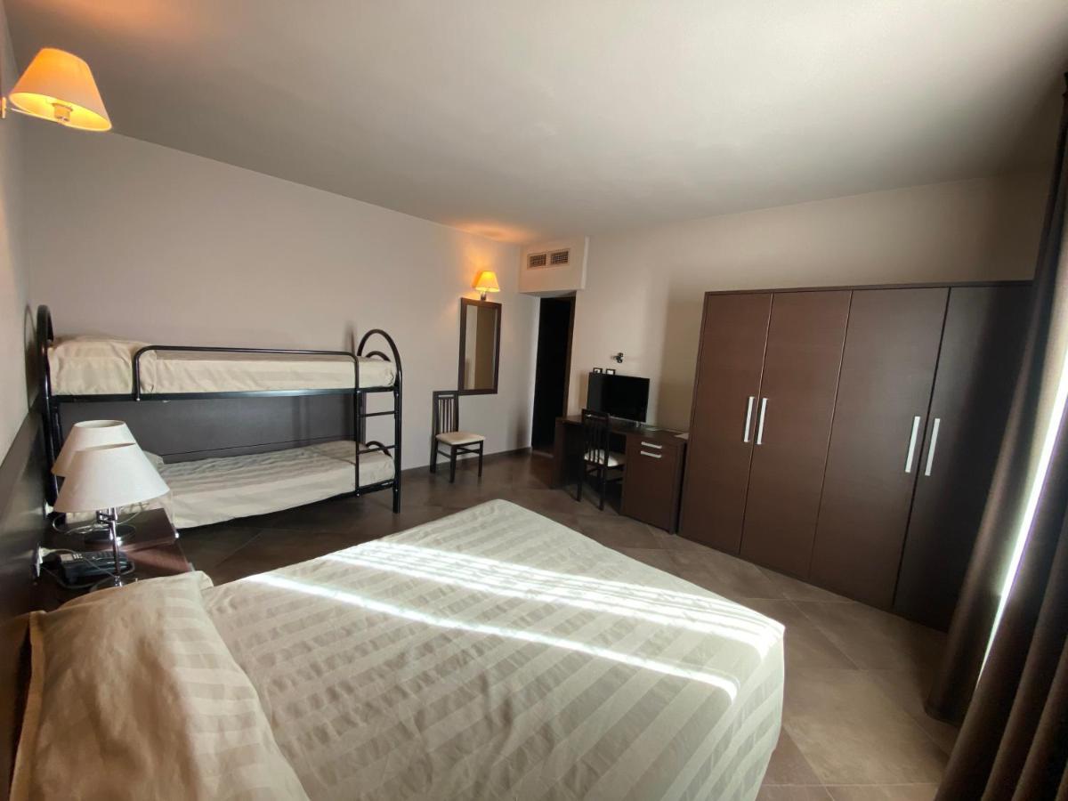 Val di Perga Hotel Le Badie מראה חיצוני תמונה
