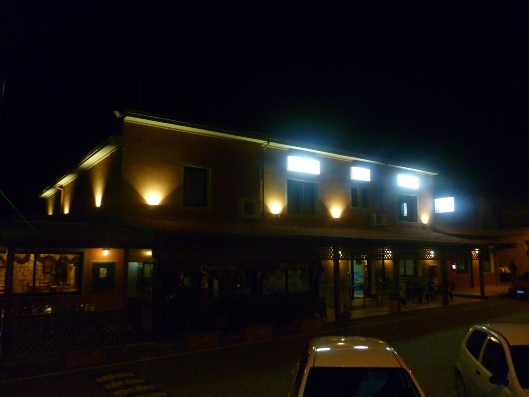 Val di Perga Hotel Le Badie מראה חיצוני תמונה